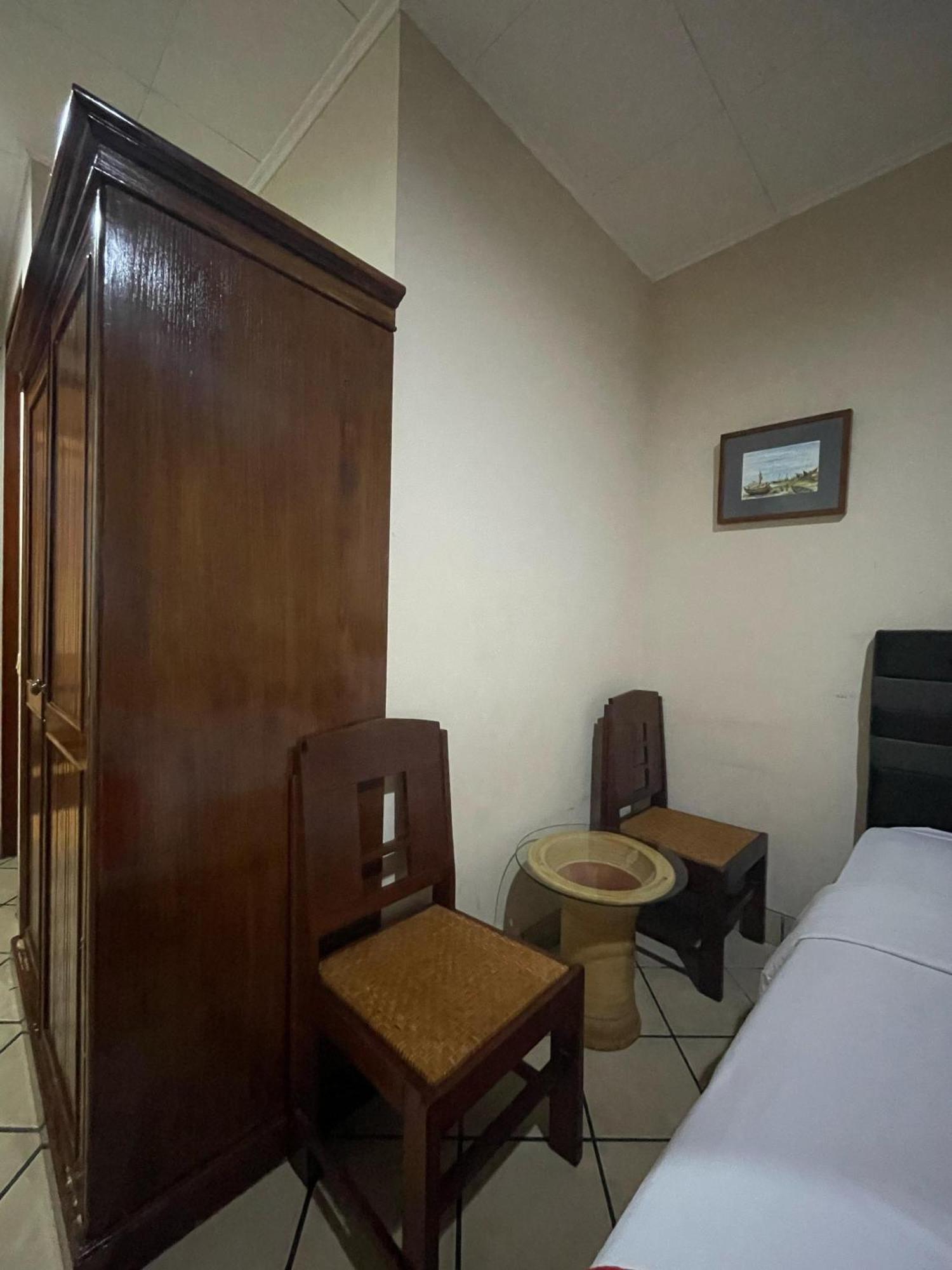 Reddoorz Plus Near Parahyangan University Bandung Buitenkant foto