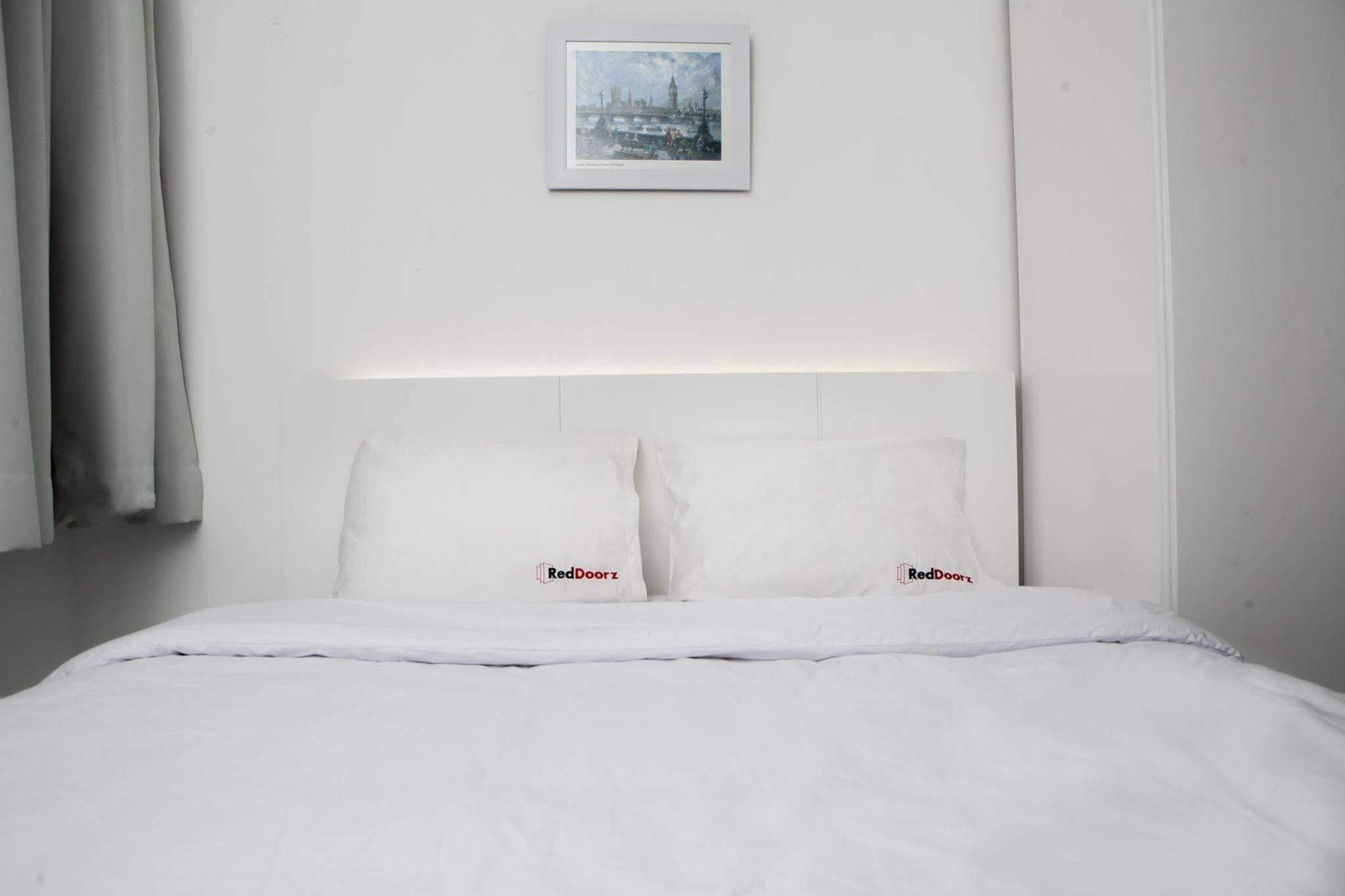 Reddoorz Plus Near Parahyangan University Bandung Buitenkant foto